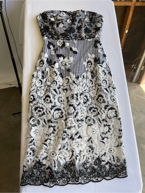 Sam Edelman Dresses & Skirts - Sam Edelman Black and White Strapless Floral Lace Dress